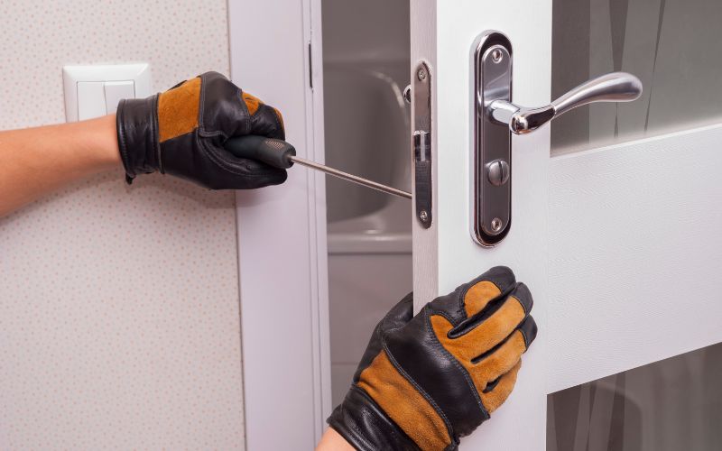 emergency locksmith